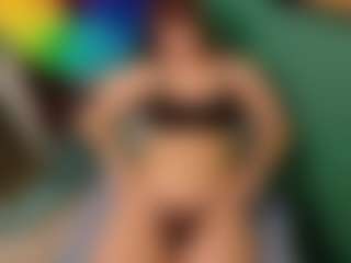 SaveTheBea's Live Sex Cam Show