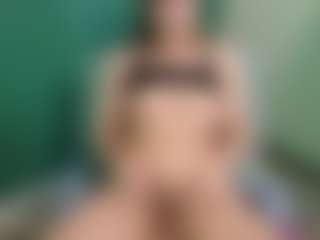 SaveTheBea's Live Sex Cam Show