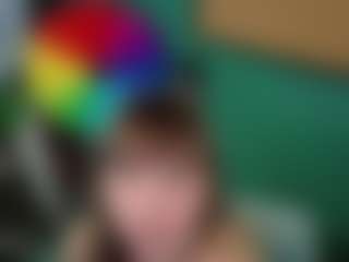 SaveTheBea's Live Sex Cam Show