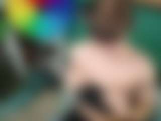 SaveTheBea's Live Sex Cam Show