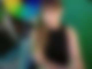 SaveTheBea's Live Sex Cam Show