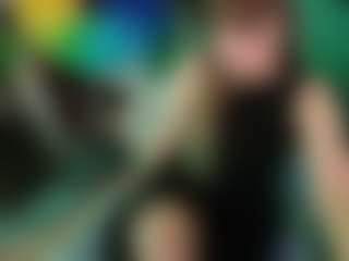 SaveTheBea's Live Sex Cam Show
