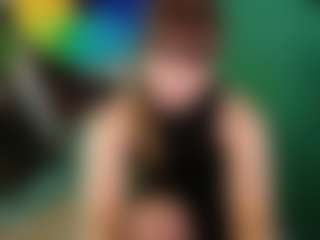SaveTheBea's Live Sex Cam Show