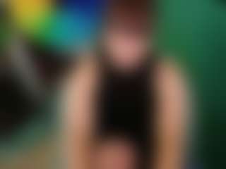 SaveTheBea's Live Sex Cam Show