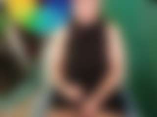 SaveTheBea's Live Sex Cam Show