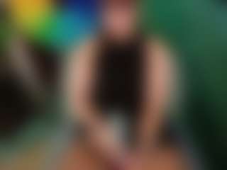 SaveTheBea's Live Sex Cam Show