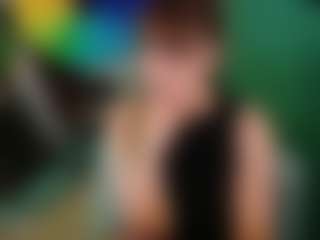 SaveTheBea's Live Sex Cam Show
