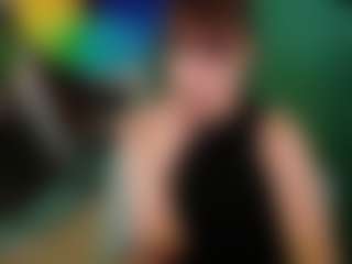 SaveTheBea's Live Sex Cam Show