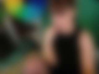 SaveTheBea's Live Sex Cam Show