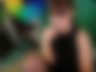 SaveTheBea's Live Sex Cam Show