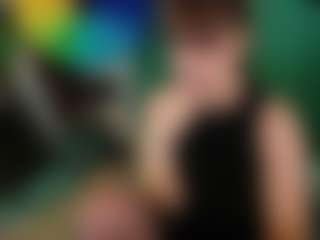 SaveTheBea's Live Sex Cam Show