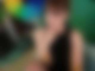 SaveTheBea's Live Sex Cam Show