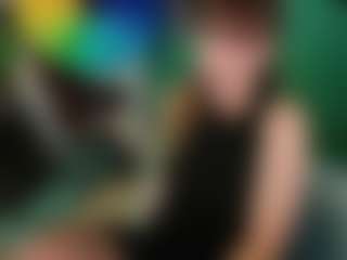 SaveTheBea's Live Sex Cam Show