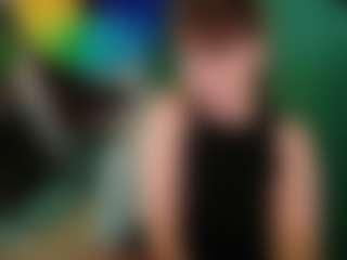 SaveTheBea's Live Sex Cam Show