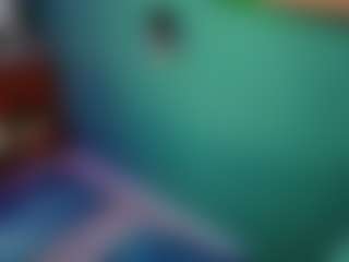 SaveTheBea's Live Sex Cam Show