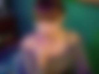 SaveTheBea's Live Sex Cam Show