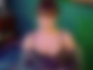 SaveTheBea's Live Sex Cam Show