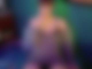 SaveTheBea's Live Sex Cam Show