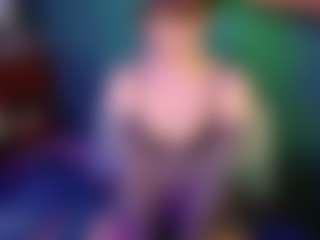 SaveTheBea's Live Sex Cam Show