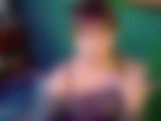 SaveTheBea's Live Sex Cam Show