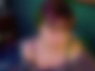 SaveTheBea's Live Sex Cam Show