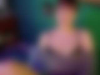 SaveTheBea's Live Sex Cam Show