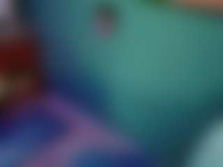 SaveTheBea's Live Sex Cam Show