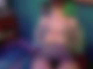 SaveTheBea's Live Sex Cam Show