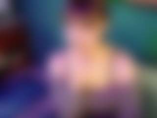 SaveTheBea's Live Sex Cam Show
