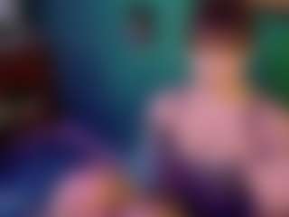 SaveTheBea's Live Sex Cam Show