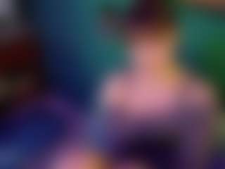 SaveTheBea's Live Sex Cam Show