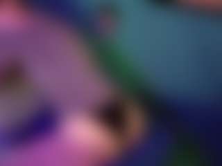 SaveTheBea's Live Sex Cam Show