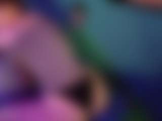 SaveTheBea's Live Sex Cam Show