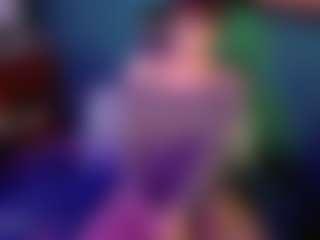 SaveTheBea's Live Sex Cam Show