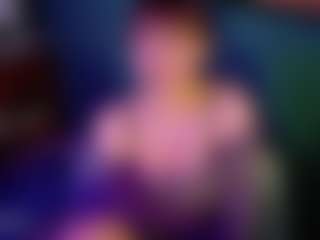 SaveTheBea's Live Sex Cam Show