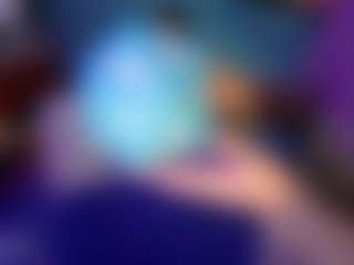 SaveTheBea's Live Sex Cam Show