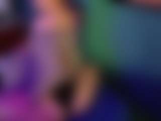 SaveTheBea's Live Sex Cam Show