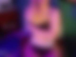 SaveTheBea's Live Sex Cam Show