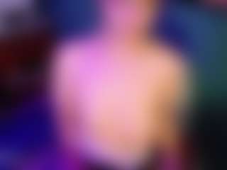 SaveTheBea's Live Sex Cam Show