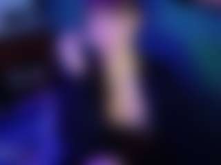 SaveTheBea's Live Sex Cam Show