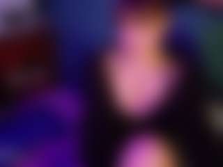 SaveTheBea's Live Sex Cam Show