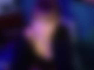 SaveTheBea's Live Sex Cam Show