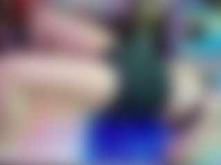 SaveTheBea's Live Sex Cam Show