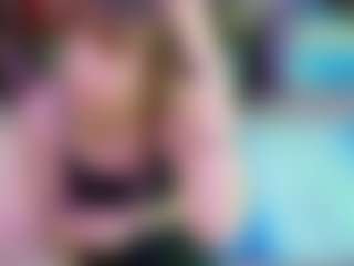 SaveTheBea's Live Sex Cam Show