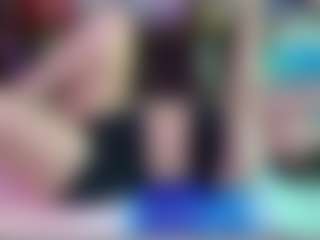 SaveTheBea's Live Sex Cam Show