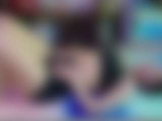 SaveTheBea's Live Sex Cam Show