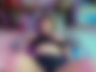 SaveTheBea's Live Sex Cam Show