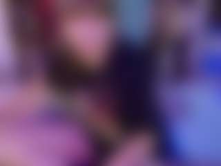 SaveTheBea's Live Sex Cam Show