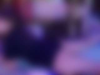 SaveTheBea's Live Sex Cam Show