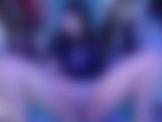SaveTheBea's Live Sex Cam Show